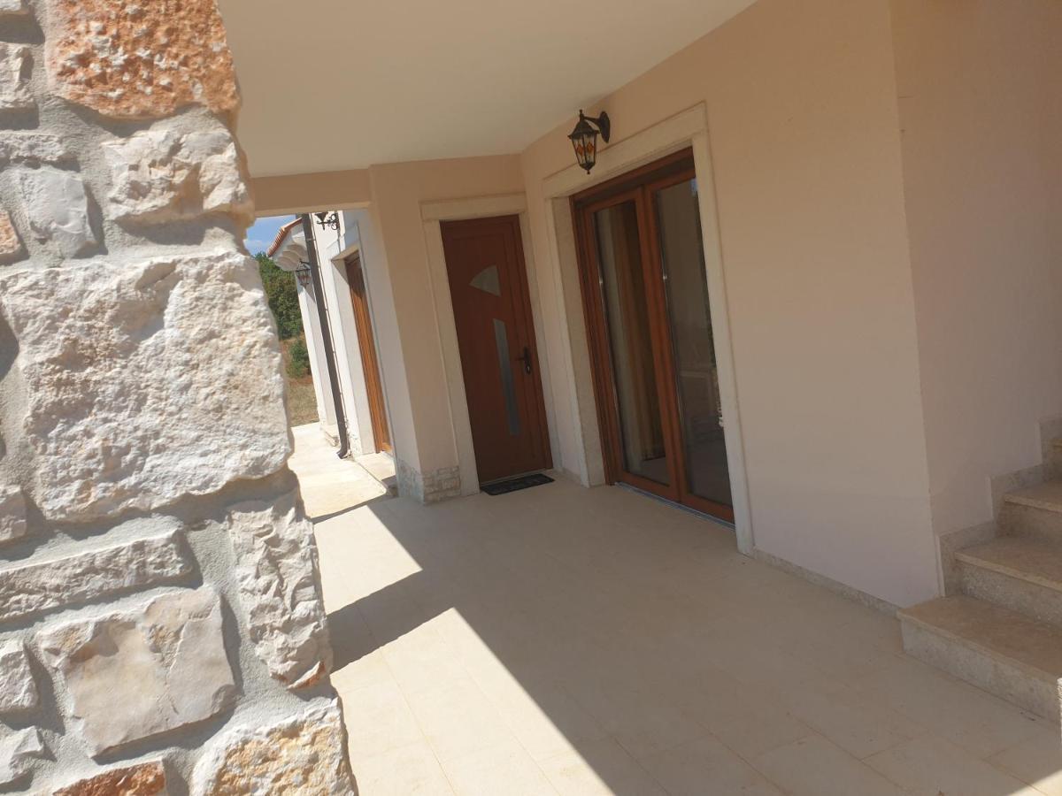 Villa Istra Divšići Екстериор снимка